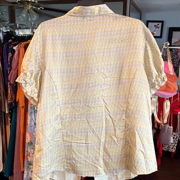Worthington Yellow and White Patterned Blouse - Picture 5 of 5